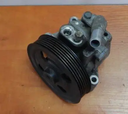 Volvo V50 Power steering pump 7G913A696HA 79254081 B4911041930