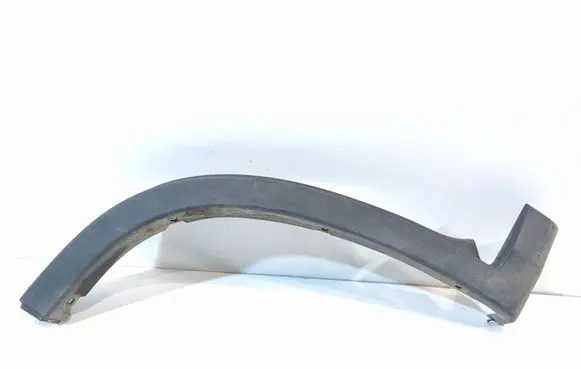 Front arch trim