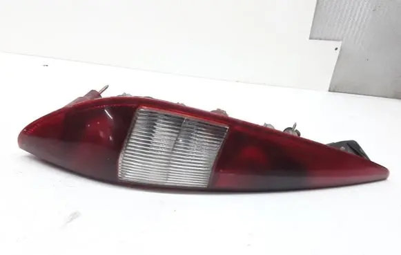 Ford Mondeo Mk III Rear/tail lights 1S7113405