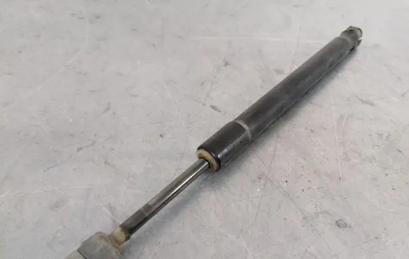 Audi A6 S6 C6 4F Tailgate/trunk strut/damper 4F5827552