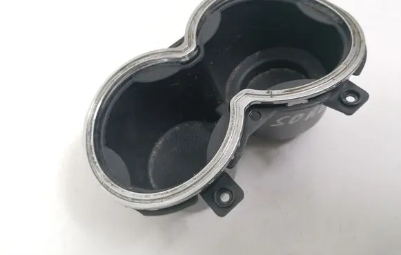 Cup holder front
