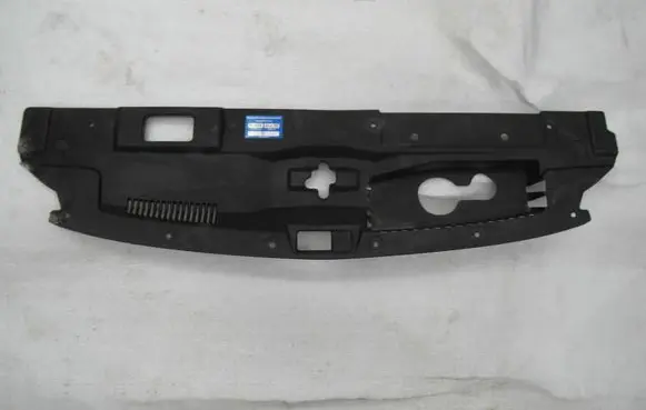 Mitsubishi Outlander Engine bonnet/hood lock trim molding 7450A753