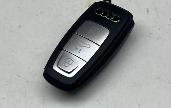 Audi A6 S6 C8 4K Rear glass lock/latch Q387 8Y0959754AP