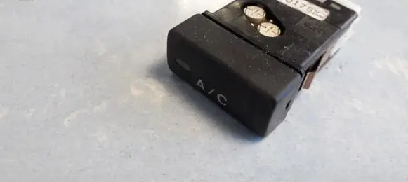 Rover 414 - 416 - 420 Air conditioning (A/C) switch yug101730