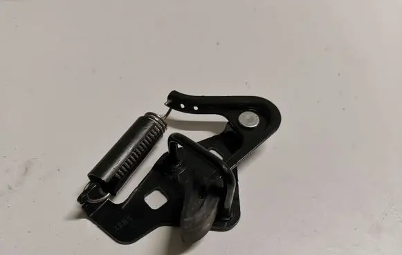 Ford Mustang V Tailgate/trunk/boot lock/catch/latch EJ7VA