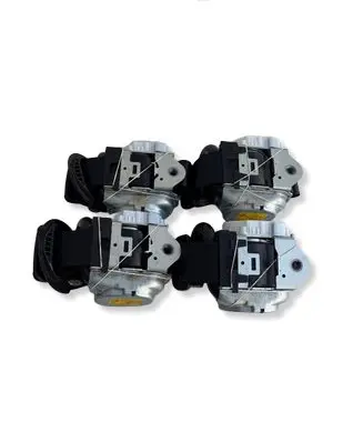 Volkswagen Golf VIII Set of seat belts 