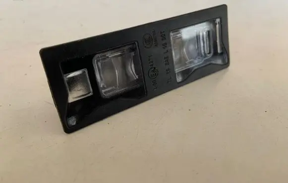 Audi Q5 SQ5 Number plate light 8W6943021