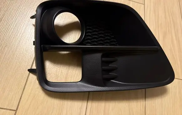 Subaru WRX STI Front fog light trim/grill 57731VA010