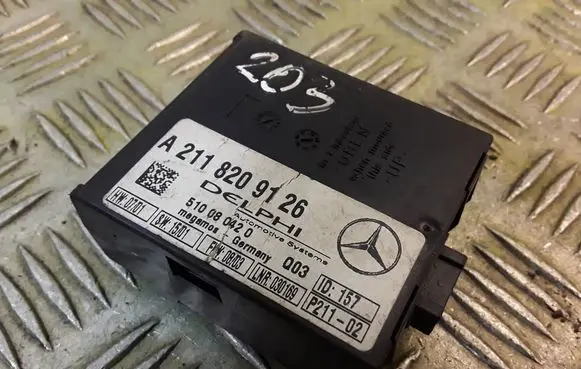 Mercedes-Benz E W211 Alarm control unit/module A2118209126 2118209126