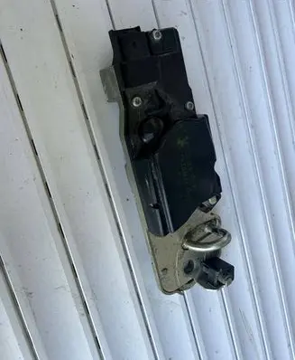 Citroen C5 Tailgate/trunk/boot lock/catch/latch 9661840680