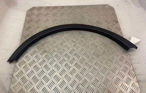 Buick Encore I Rear arch trim 95164514