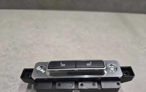 Jaguar I-Pace Seat heating switch M9D318D687LA ESF21C30 201102JG01