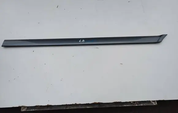 Mercedes-Benz Vito Viano W639 Side skirt rear trim 