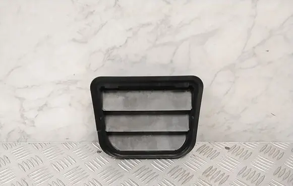 Polestar 2 Fender grill 31369380