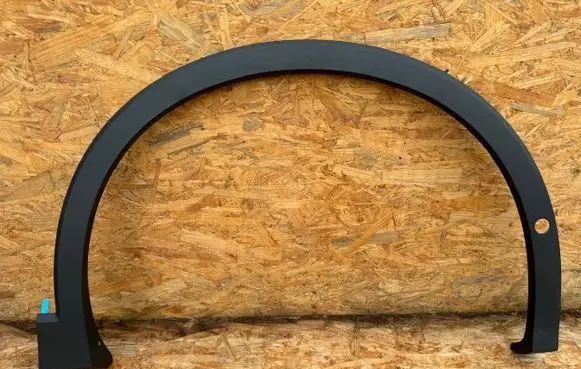 Volkswagen Tiguan Front arch trim 571853718