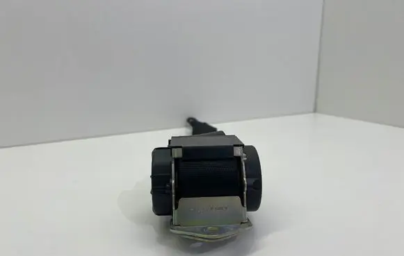 BMW 3 E92 E93 Rear seatbelt 607051100Z