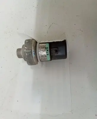 Toyota Avensis Verso Air conditioning (A/C) expansion valve 4434400050