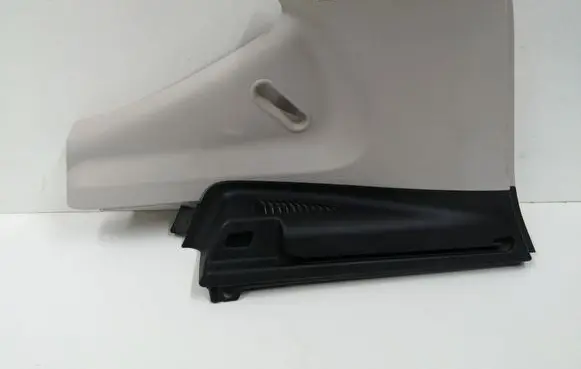 Mercedes-Benz A W169 (C) pillar trim A1696902625