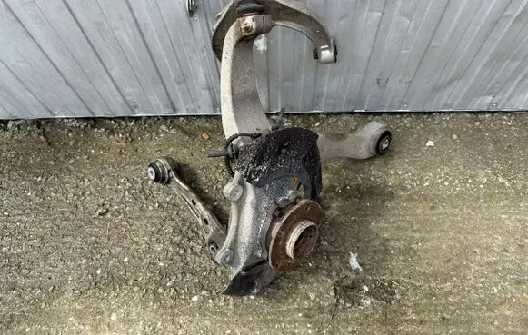 BMW 5 F10 F11 Front wheel hub spindle knuckle
