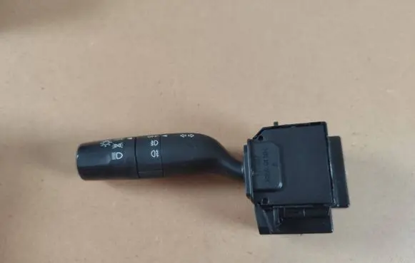 Mazda 3 II Indicator stalk 17D682 3062025084