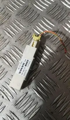 Volvo XC90 Airbag deployment crash/impact sensor 8651755