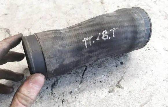 Audi TT Mk1 Intercooler hose/pipe