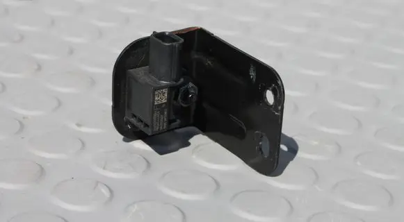Nissan Qashqai J12 Airbag deployment crash/impact sensor QASHQAI985816UA0A 985816UA0A 04202022