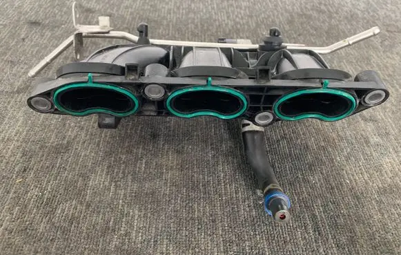 Suzuki SX4 S-Cross Intake manifold