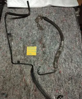 Power steering hose/pipe/line