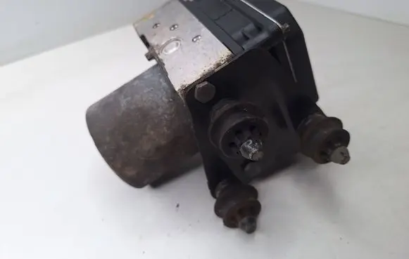Audi A4 S4 B8 8K ABS Pump 8K0907379AK 9182K0158