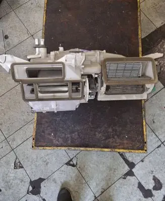 Honda Insight Interior heater climate box assembly 