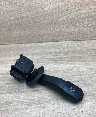 BMW 7 E38 Wiper control stalk 8352172