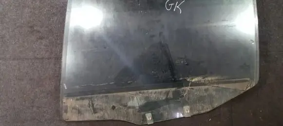 Mitsubishi Carisma Rear door window glass