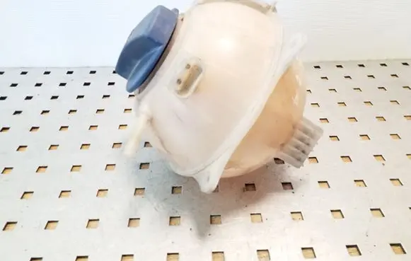 Seat Ibiza III (6L) Coolant expansion tank/reservoir 6Q0121407
