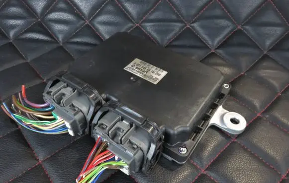 Smart ForTwo II Gearbox control unit/module A0015456916 G2T60174HDZE
