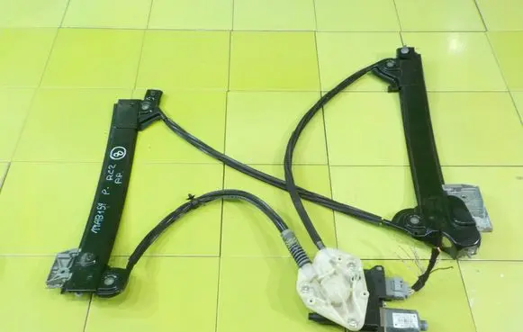 Peugeot RCZ Front door window regulator with motor 9673475880