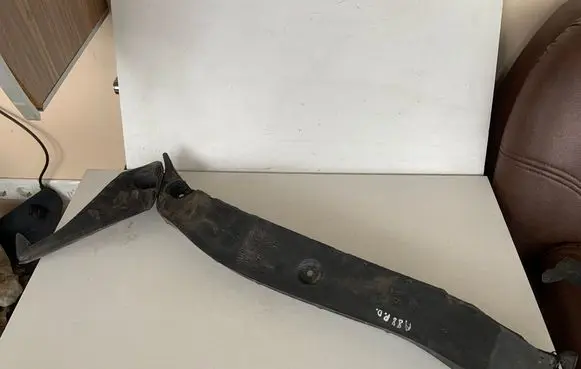 Fender foam support/seal