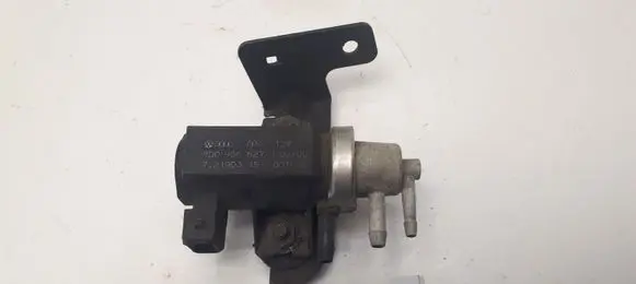 Volkswagen PASSAT B5 Turbo solenoid valve 8D0906627 72190345 8D0906627B