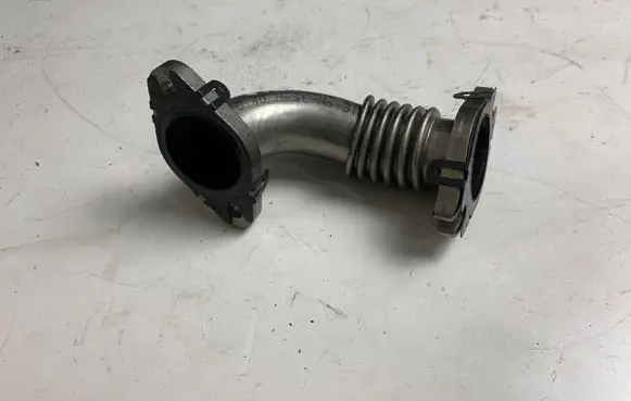 Ford Kuga II EGR valve line/pipe/hose 84715F01