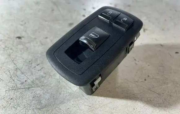 Maserati Ghibli Electric window control switch 670013822 5PG150DX9AA 10095653