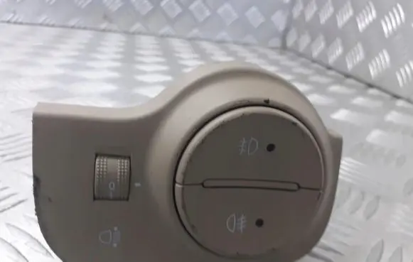 KIA Rio Light switch 93310-1G000