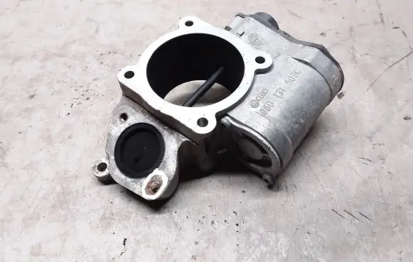 Audi A4 S4 B6 8E 8H EGR valve 06D131503C