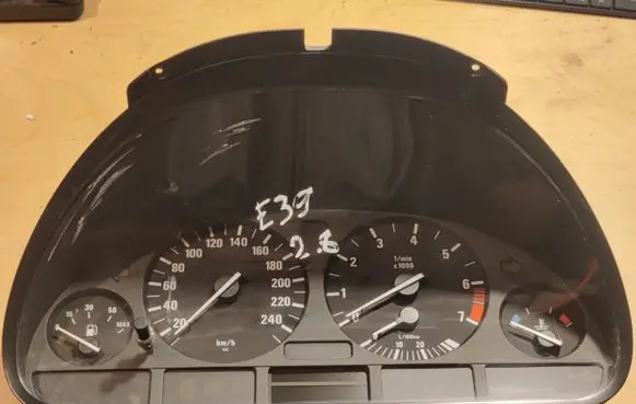 BMW 5 E39 Speedometer (instrument cluster) 62116903794