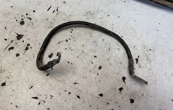 Volkswagen Golf V Negative earth cable (battery)