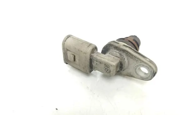 Volkswagen Golf V Camshaft position sensor 030907601E