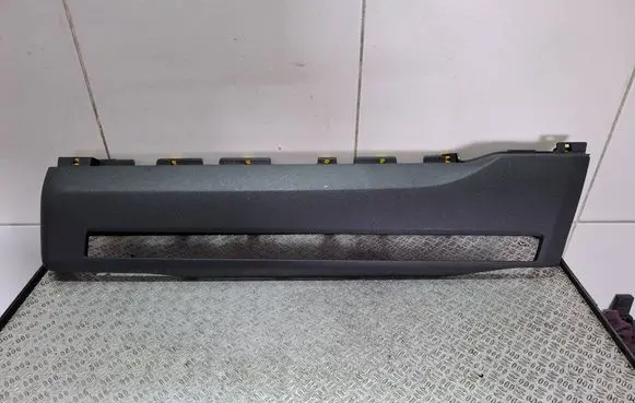 Renault Master III Panel trim 682110116R