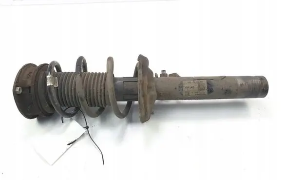 Volkswagen PASSAT B8 Front shock absorber/damper 3Q0413031BN