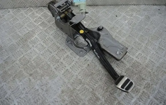 Ford Kuga III Throttle valve JX612D094NF