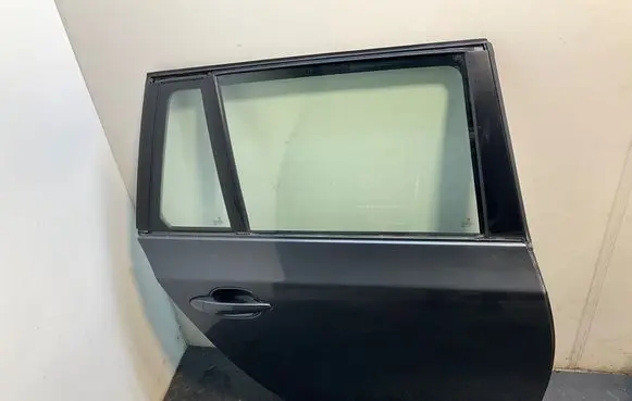 BMW 5 E60 E61 Rear door 