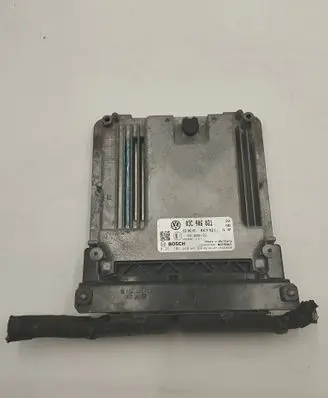 Skoda Octavia Mk2 (1Z) Engine control unit/module 03C906021 0261S04448